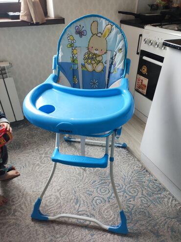 детские стулы: Стульчик для кормления Новый