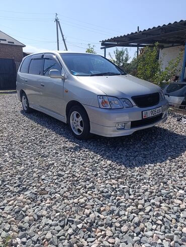 Toyota: Toyota Gaia: 2002 г., 2 л, Автомат, Бензин, Минивэн — 9