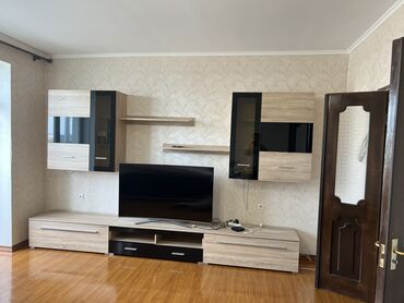 квартира на долгие срок: 2 бөлмө, Менчик ээси, Толугу менен эмереги бар