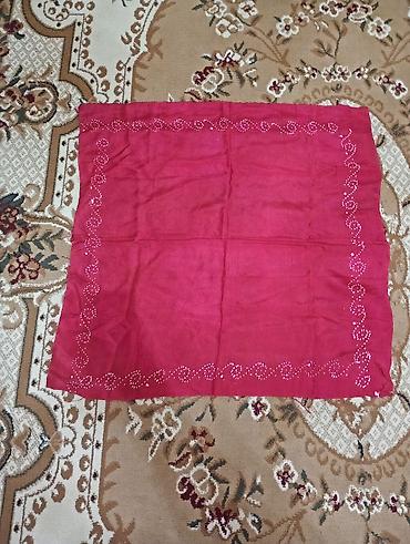 детские смарт часы: Kolleksiya dəsti – 4 ədəd kvadrat yaylıq/şərf - Klassik çiçək naxışlı — 4