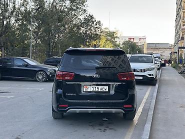 karnival: Kia Carnival: 2019 г., 2.2 л, Автомат, Дизель, Минивэн — 2