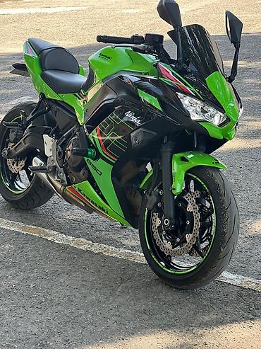 Унаа: Kawasaki Ninja 650 — спортивный дорожный мотоцикл в фирменной — 1