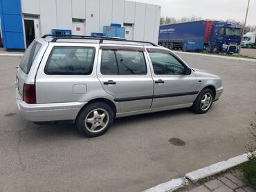 вольксваген тауран: Volkswagen Golf: 1997 г., 1.8 л, Механика, Бензин, Универсал
