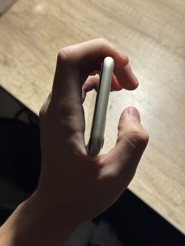 Apple iPhone: IPhone 11, Б/у, 128 ГБ, Белый, Защитное стекло, Чехол, Кабель, 78 % — 4