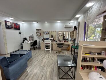 Salon, tibbi mebel dəsti: Bakı şeheri Nerimanov rayonu Nerimanov metrosu yaxınında 85 kv — 5