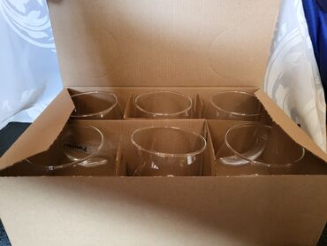 Čaše: Case nove za Schweppes. Nove case,sve na casama odsjaj od svetla na lalafo.rs — 2 Čaše: Case nove za Schweppes. Nove case,sve na casama odsjaj od svetla — 2