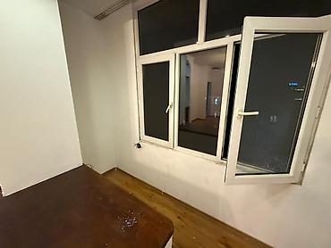 Продажа квартир: 3 комнаты, 46 м², Индивидуалка, 5 этаж, Старый ремонт — 3