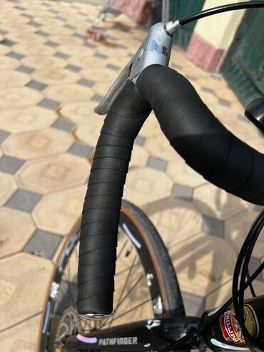 Шоссейные велосипеды: Шоссейный велосипед, Рама M (156 - 178 см), Б/у — 14