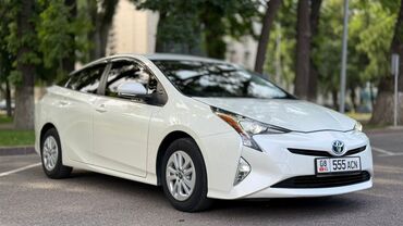 Honda: Toyota Prius: 2016 г., 1.8 л, Вариатор, Гибрид, Седан