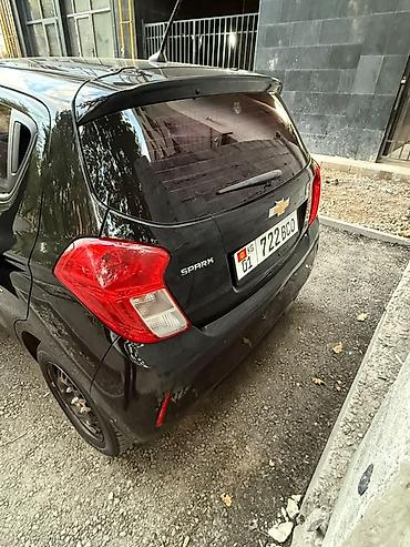 бёрн машина: Chevrolet Spark: 2020 г., 1 л, Автомат, Бензин, Хэтчбэк — 4