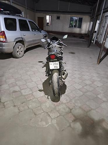 Мотоциклы: Мотоцикл Suzuki GSX‑R, 2016 г. Тип: спортбайк, категория A2 (по СР — 6