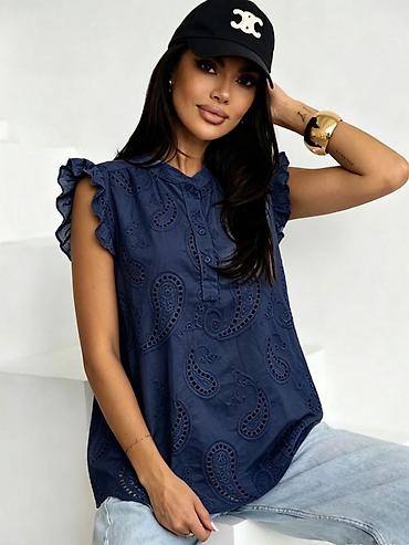 bor bluza: Ženska letnja bluza bez rukava sa volančićima
1950 din 
S M L — 3