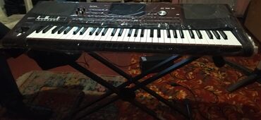 korg pa 5x: Pa 700 aryental yeni kimidir. toya getməyib. super vəziyyətdədir. yenə