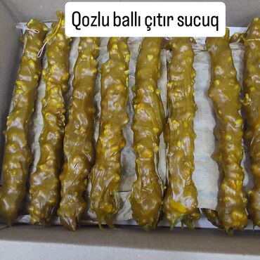 Süd məhsulları və yumurtalar: Qozlu ballı çıtır sucuq - Tərkib: bütöv qoz dənələri, təbii bal ilə