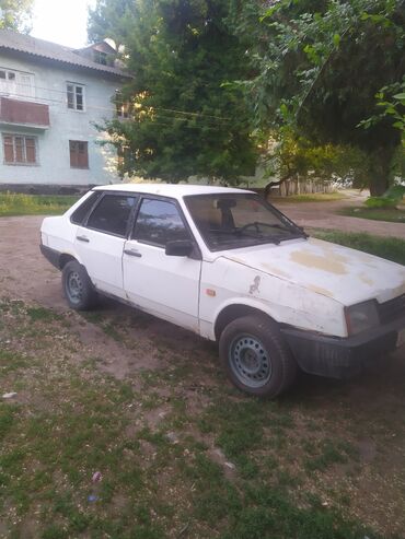 ВАЗ (ЛАДА): ВАЗ (ЛАДА) 21099: 1999 г., 1.5 л, Механика, Бензин, Седан