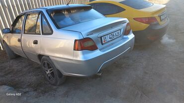 Daewoo: Daewoo Nexia: 2010 г., 1.5 л, Механика, Бензин, Седан