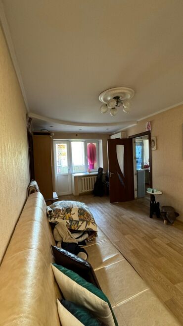 ишшу квартиру: 3 комнаты, 55 м², Хрущевка, 3 этаж, Евроремонт