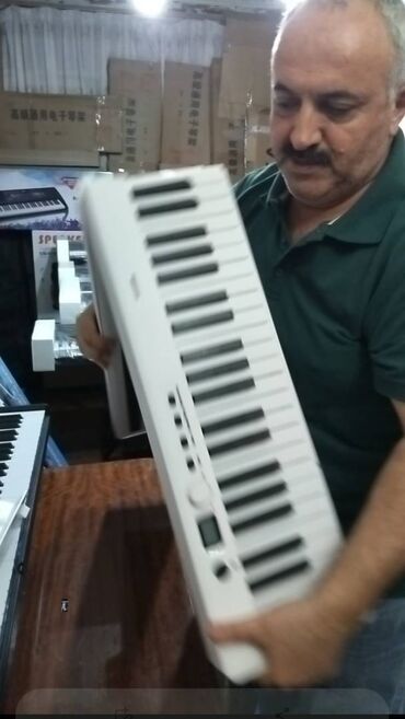 Digər auditexnika: Təzədir. Piano kursuna başlayanlar üçün,Piano müəllimləri üçün — 3