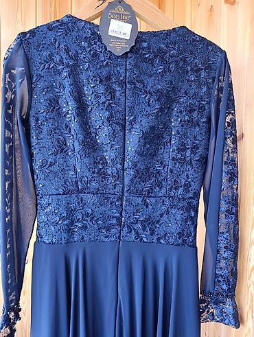 Вечерние платья: Вечернее платье, Классическое, Длинная модель, С рукавами, С пайетками, L — 7