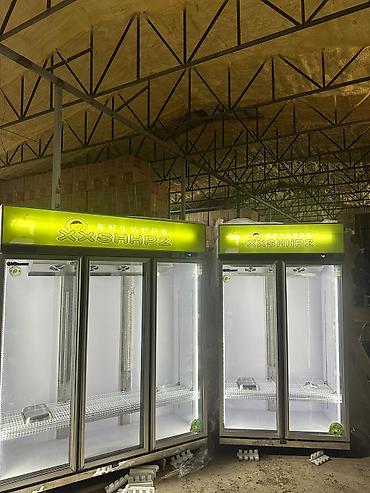 Холодильные витрины: Для напитков — 8