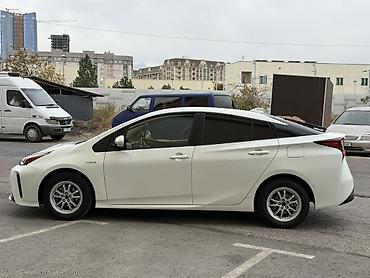 Унаа: Toyota Prius: 2020 г., 1.8 л, Автомат, Гибрид, Лифтбек — 9