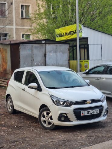 Chevrolet: Chevrolet Spark: 2017 г., 1 л, Вариатор, Бензин, Хэтчбэк
