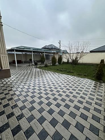 Продажа коттеджей и домов: Ак-Ордо 3 конушунан 2 кабаттуу үй сатылат ички ремонту толук бүтө — 3