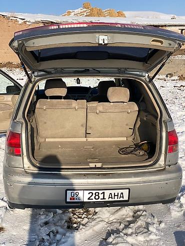 Toyota: Toyota Ipsum: 1998 г., 2 л, Автомат, Бензин, Универсал — 11
