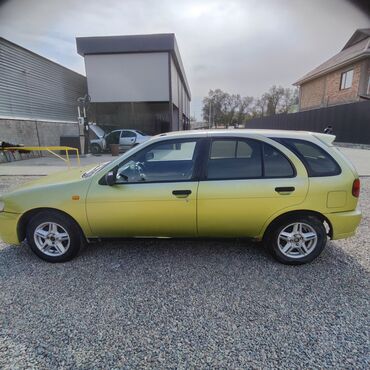 Nissan: Nissan Almera: 1996 г., 1.6 л, Механика, Бензин, Хэтчбэк