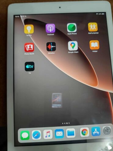 Tableti: Apple iPad tablet - Ekran: 9.7 inča (Retina), - Boja: srebrna — 9