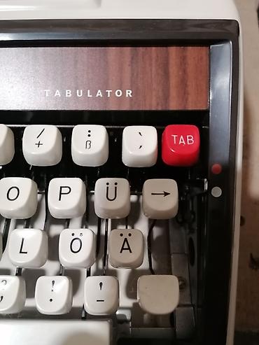 Ostali predmeti za umetnost i kolekcionarstvo: Pisaca masina "Brother Deluxe 1300" tabulator ! Masina NOVA !!! — 3