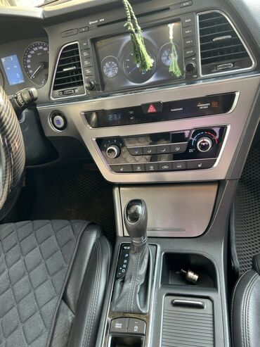 Hyundai: Hyundai Sonata: 2016 г., 1.7 л, Автомат, Дизель, Седан — 11