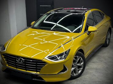 Легкий грузовой транспорт: Hyundai Sonata: 2019 г., 2 л, Автомат, Газ, Седан