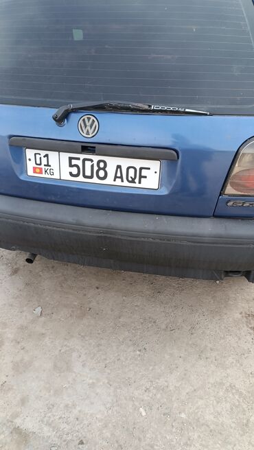 Volkswagen Golf: 1994 г., 1.6 л, Механика, Бензин, Купе