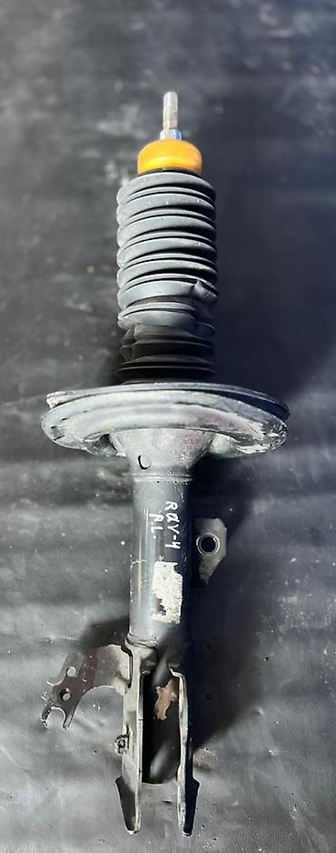 raf: Передний амортизатор Toyota 2013 г., Б/у, Оригинал, Япония — 1