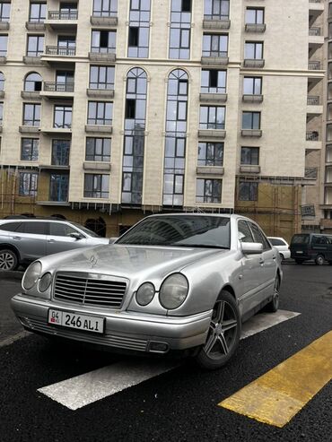 бампер спейс стар: Mercedes-Benz E-Class: 1998 г., 2.4 л, Автомат, Бензин, Седан