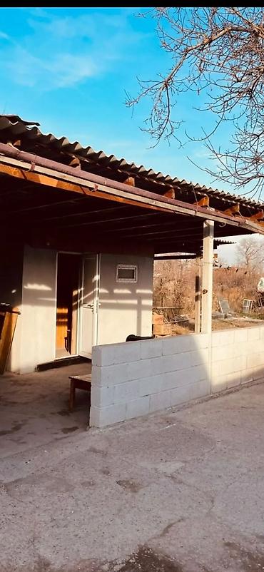 гараж каракол: 60 м², 4 бөлмө, Чогуу жашоосу жок — 6