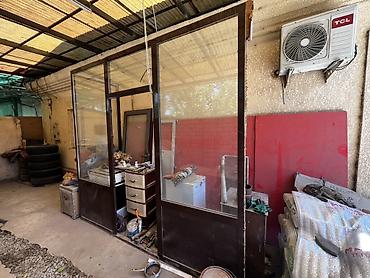 Г-образная стеклянная пластмассовая конструкция Ширина - 94 Длина - at lalafo.kg Г-образная стеклянная пластмассовая конструкция Ширина - 94 Длина -