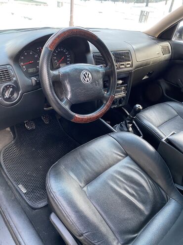 Volkswagen: Volkswagen Golf: 1998 г., 1.8 л, Механика, Бензин, Хэтчбэк — 15