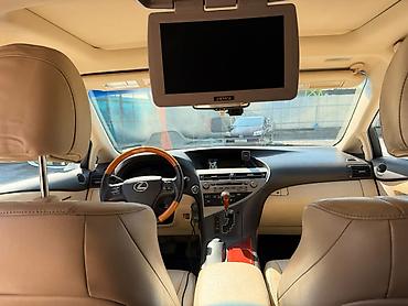 low ll: Lexus RX: 2011 г., Автомат, Бензин, Внедорожник — 8