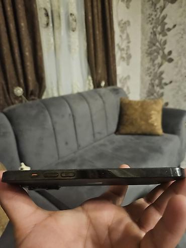 Apple iPhone: IPhone 14 Pro Max, Qara — 4