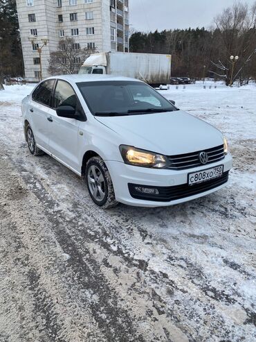 Volkswagen: Volkswagen Polo: 2016 г., 1.6 л, Механика, Бензин, Седан