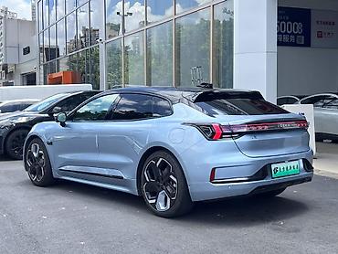 byd e1: Zeekr 001: | 2022 г. Лифтбек — 3