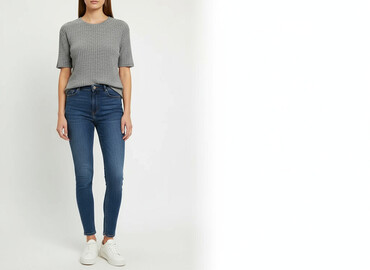 koszulka barcelony 2425: Shein, T-shirt damski, rozmiar L