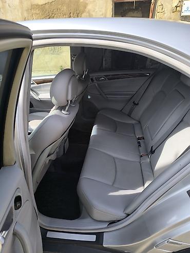 raf masini: Mercedes-Benz C-Class: 2.4 l | 2003 il Sedan — 5