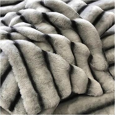 krevet 120×200: Duplo cebe sa krznom
200x150- 3100 din
200x230cm- 3600din — 5