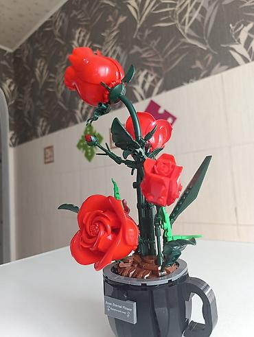 копии картин: Конструктор-цветок «Rose Eternal Flower» в кашпо - Декоративная — 1