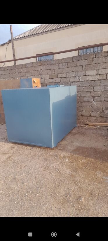 Baklar və çənlər: Bak, Metal, 5000 l l, İşlənmiş, Ödənişli çatdırılma, Ünvandan götürmə — 7