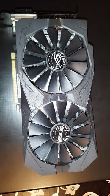 ventilator notebook: Asus Rog Strix - GTX 1050 Tİ - 4GB Az istifadə olunub Zəmanət