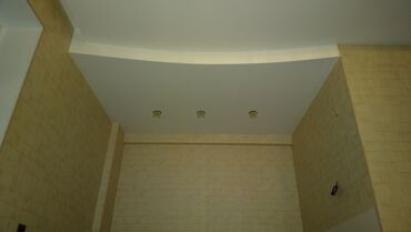 Malyar işləri: Malyar ustasi. Aboy, emulsya, alçipan, lambirin işləri görürəm. Yüksək — 6